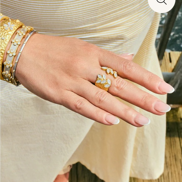 FREIDA ROTHMAN CITY PETALS HAMMERED WIDE CUFF RING SIZE 9 - Picture 3 of 4